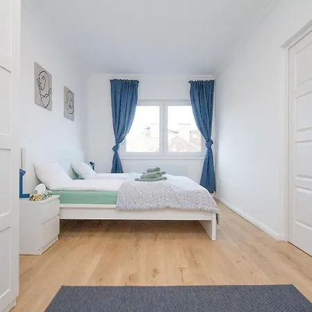 Sunny&spacious 2br-2b In The Heart Of Buda *