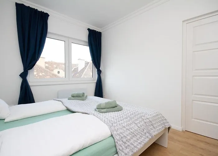Sunny&spacious 2br-2b In The Heart Of Buda * Budapest