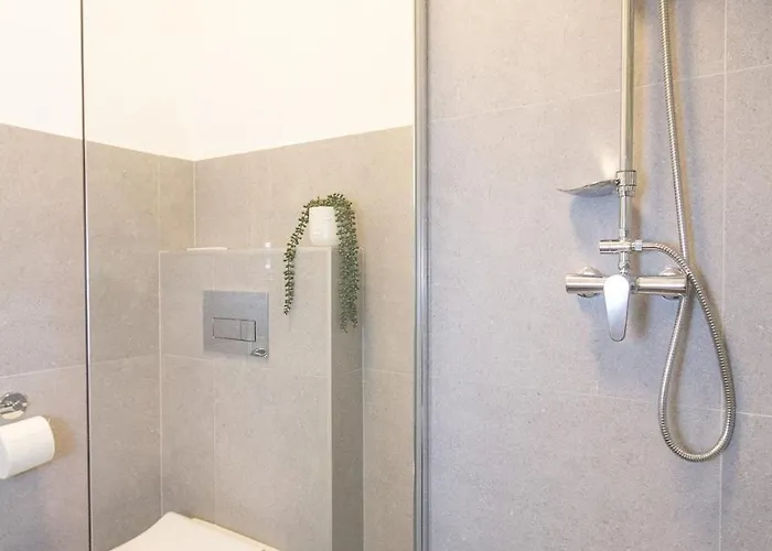 Sunny&spacious 2br-2b In The Heart Of Buda Apartman