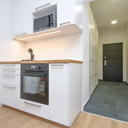 דירה Sunny&spacious 2br-2b In The Heart Of Buda בודפשט
