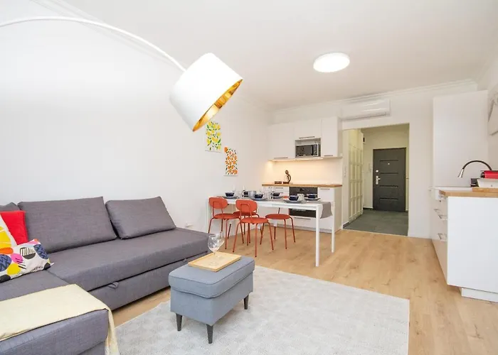 Apartament Sunny&spacious 2br-2b In The Heart Of Buda